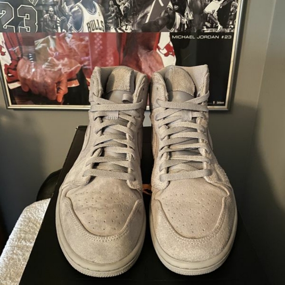 Jordan 1 high grey suede - Picture 1 of 6